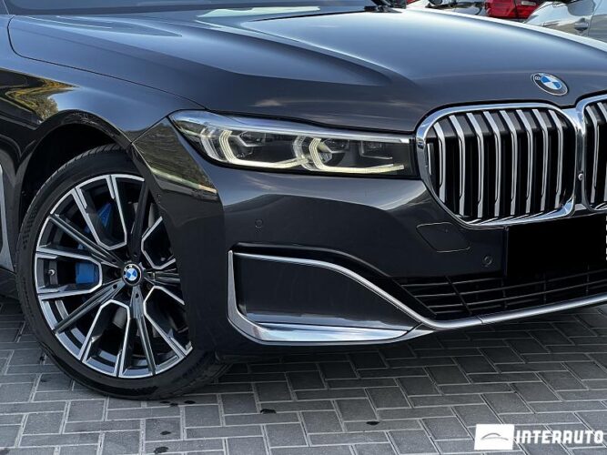 BMW 745e 43 interauto-car