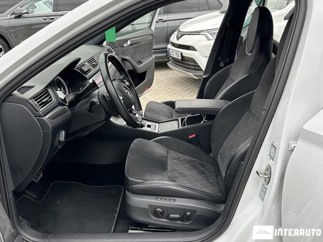 Skoda Superb 37 interauto-car