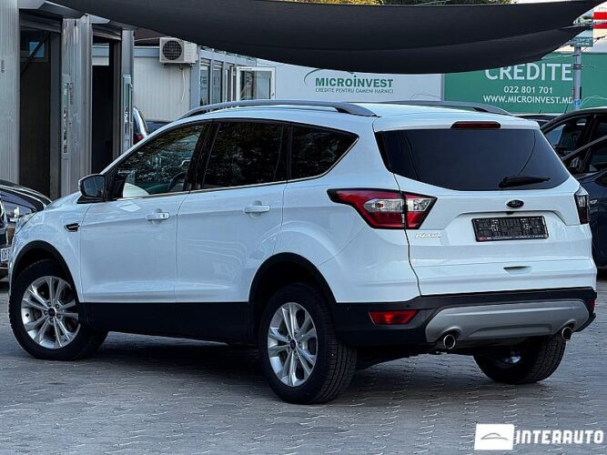 Ford Kuga 33 interauto-car
