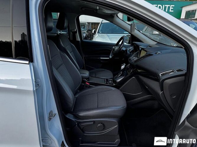 Ford Kuga 34 interauto-car