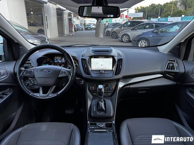 Ford Kuga 37 interauto-car