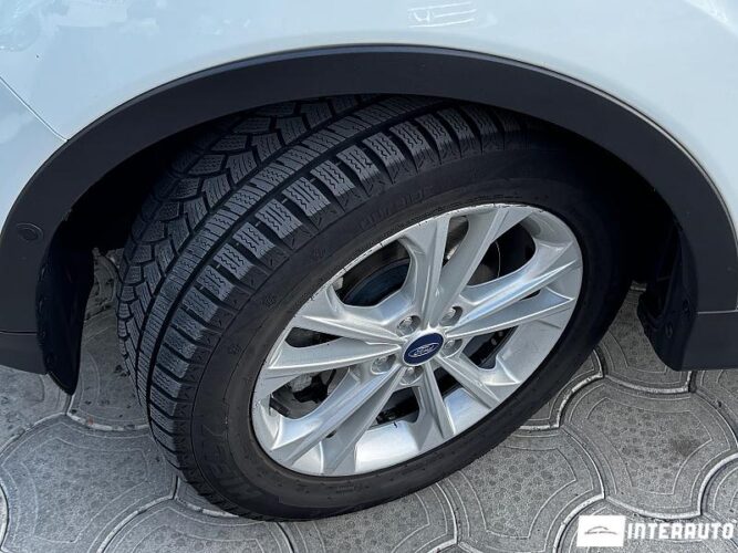 Ford Kuga 46 interauto-car