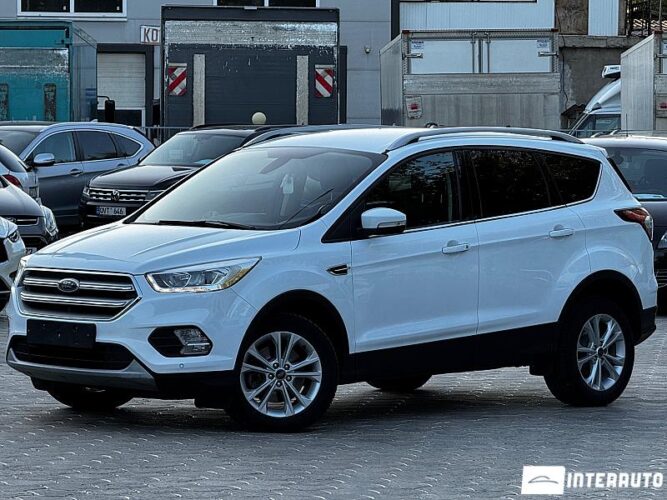 Ford Kuga 30 interauto-car