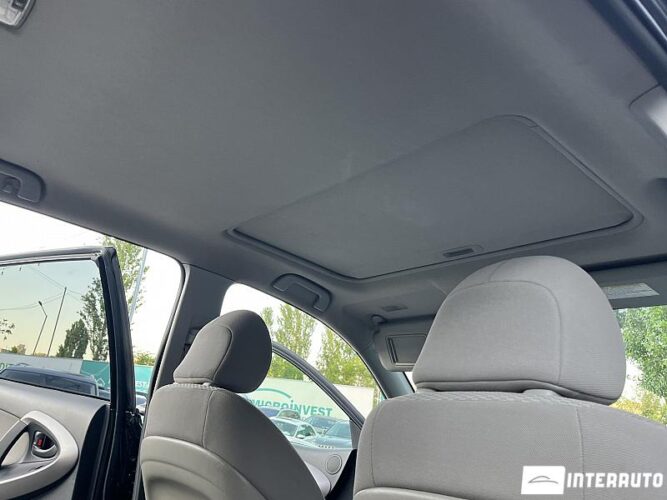 Toyota Rav-4 43 interauto-car