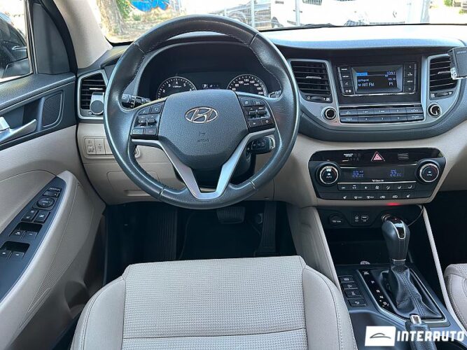 Hyundai Tucson 35 interauto-car