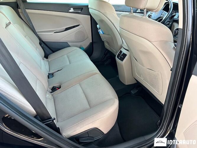 Hyundai Tucson 44 interauto-car