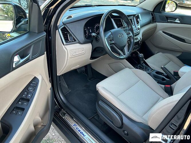 Hyundai Tucson 33 interauto-car