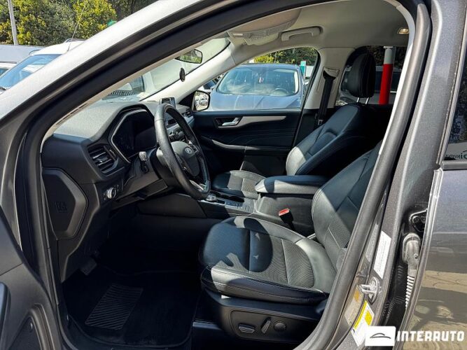 Ford Escape 36 interauto-car