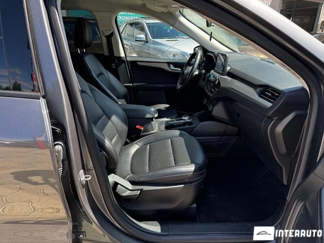 Ford Escape 35 interauto-car