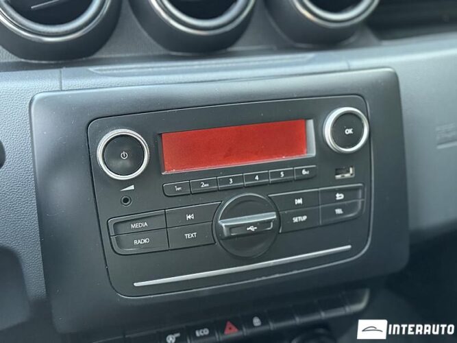 Dacia Duster 40 interauto-car