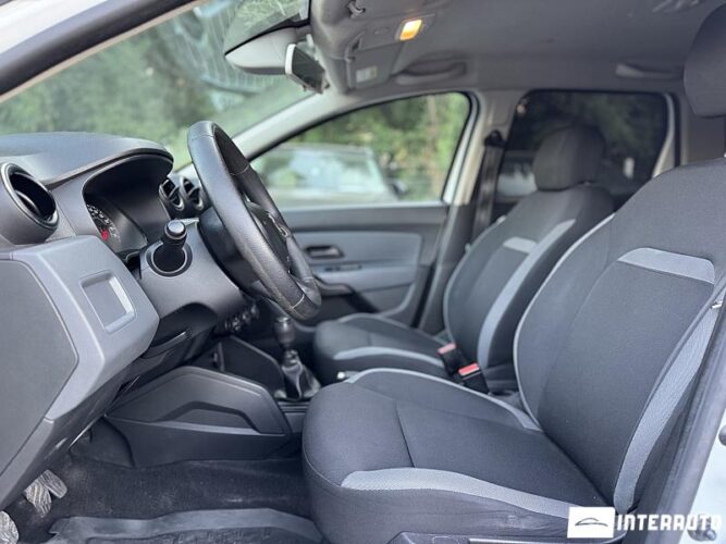 Dacia Duster 36 interauto-car