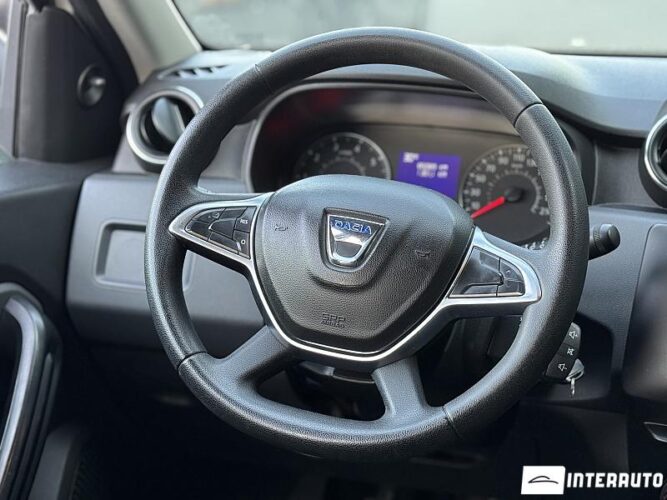 Dacia Duster 38 interauto-car