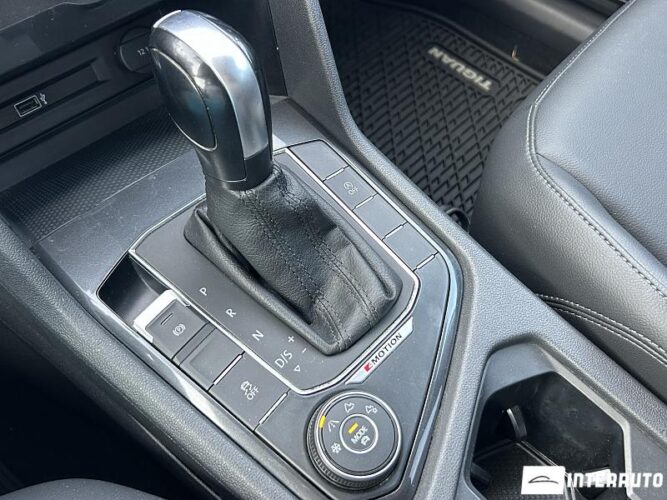 Volkswagen Tiguan 41 interauto-car