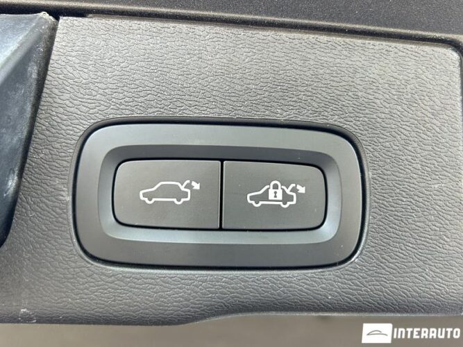 Volvo XC 60 53 interauto-car