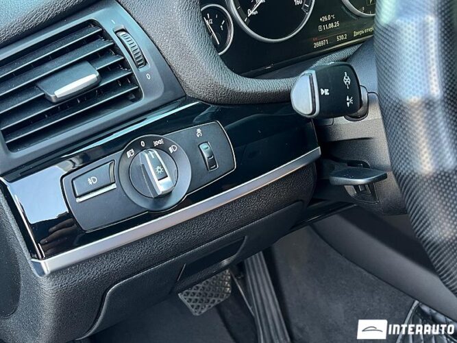 BMW X3 2.8i 38 interauto-car