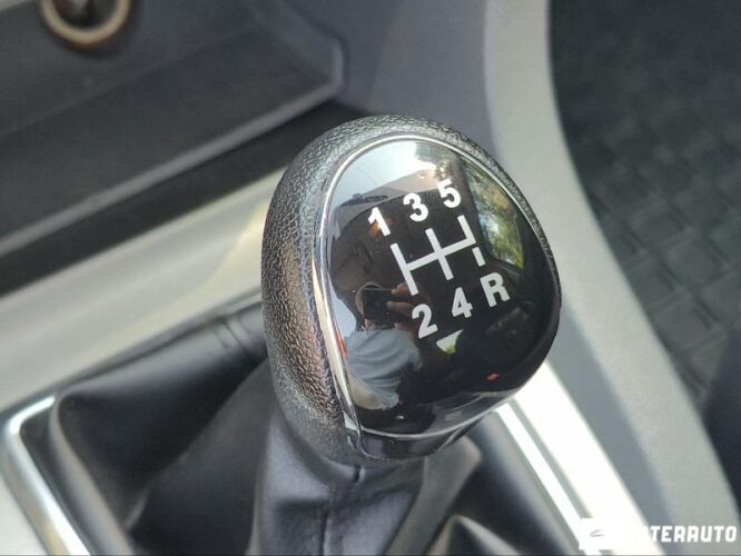 Ford Focus 39 interauto-car