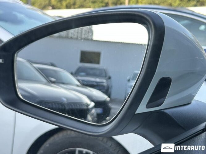 Volkswagen ID.4 Crozz 36 interauto-car