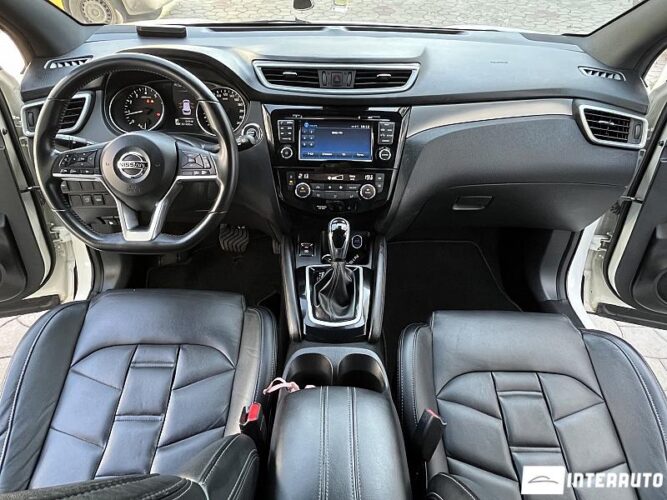 Nissan Qashqai 36 interauto-car