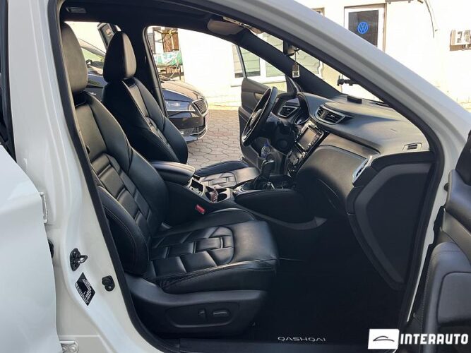 Nissan Qashqai 47 interauto-car