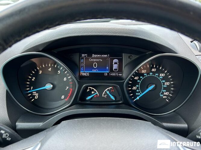 Ford Escape 45 interauto-car