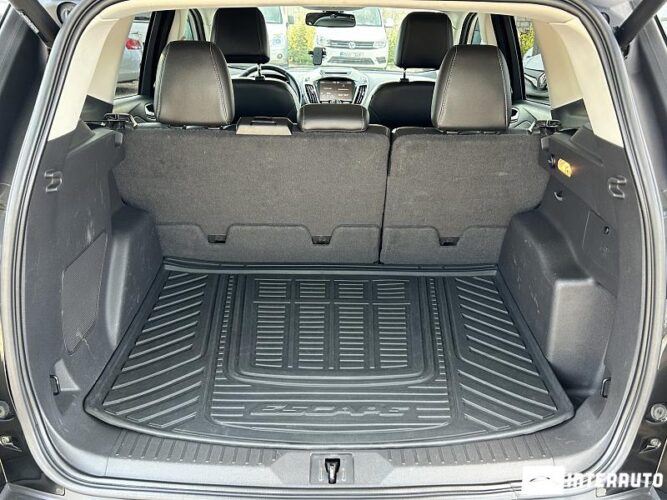 Ford Escape 52 interauto-car