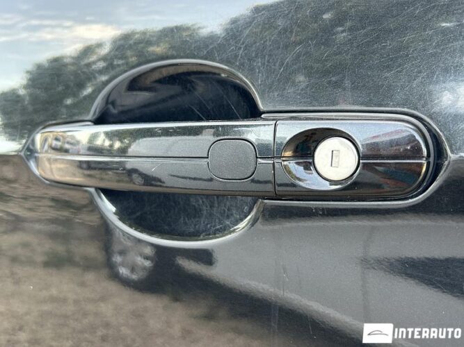 Ford Escape 37 interauto-car