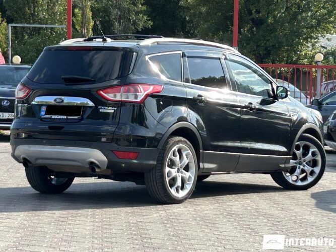 Ford Escape 35 interauto-car