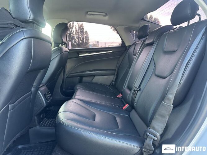 Ford Fusion 54 interauto-car