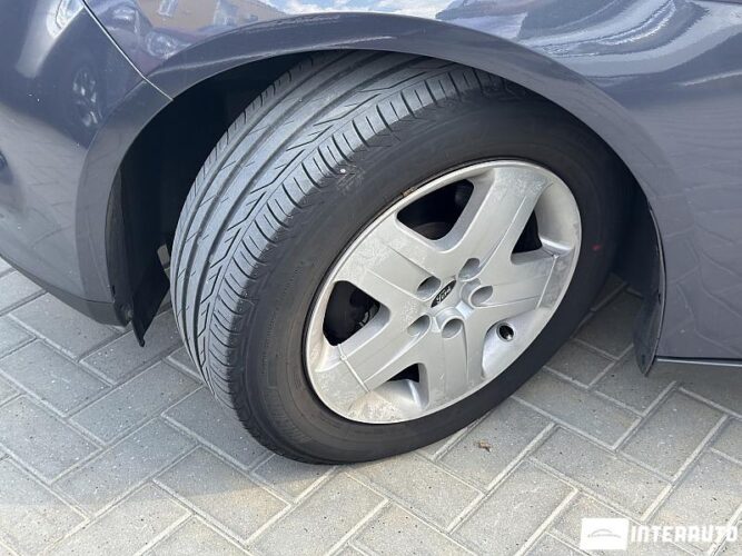 Ford Focus 47 interauto-car