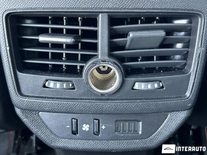 Peugeot 5008 46 interauto-car