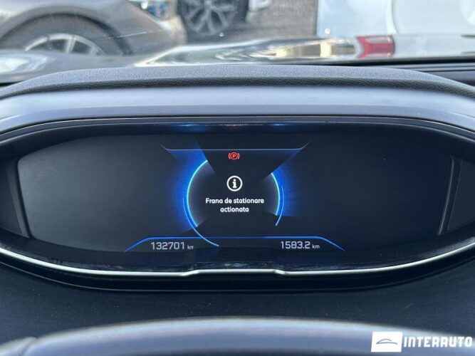 Peugeot 5008 40 interauto-car