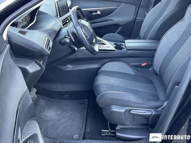Peugeot 5008 36 interauto-car