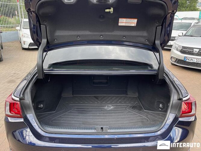 Lexus ES 300h 38 interauto-car