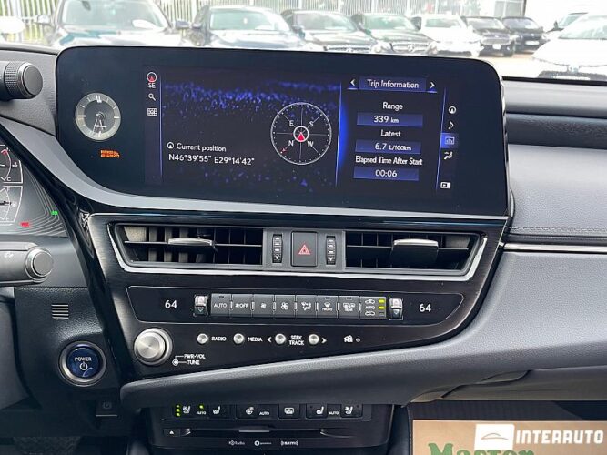 Lexus ES 300h 46 interauto-car