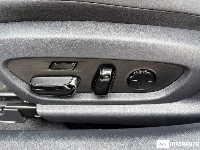 Lexus ES 300h 52 interauto-car