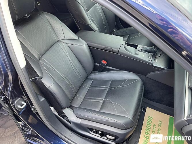 Lexus ES 300h 56 interauto-car