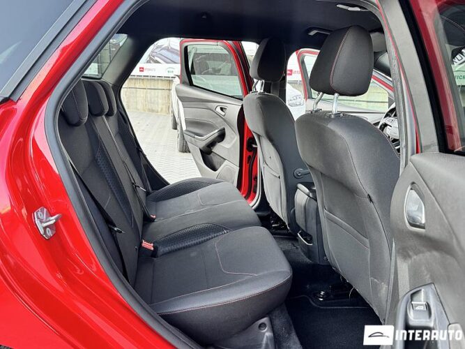 Ford Focus 44 interauto-car