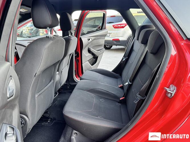 Ford Focus 43 interauto-car