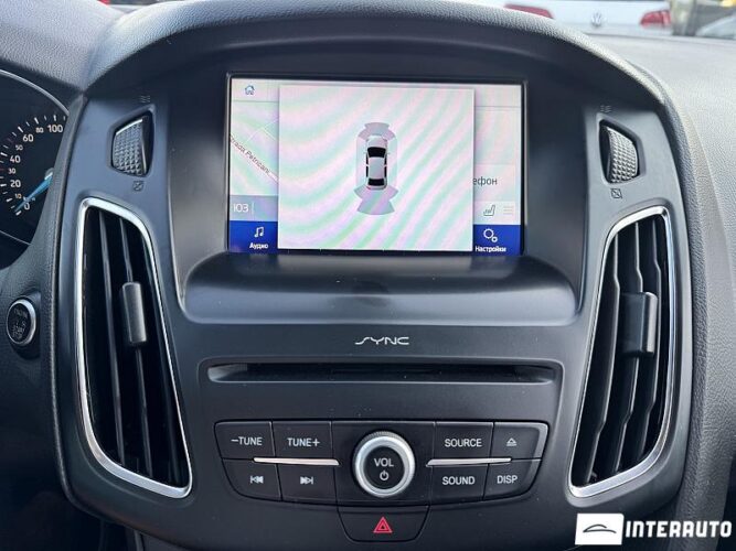 Ford Focus 39 interauto-car