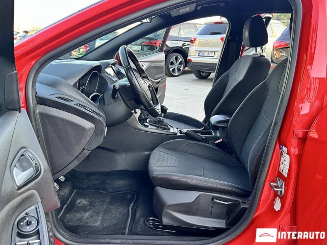 Ford Focus 35 interauto-car