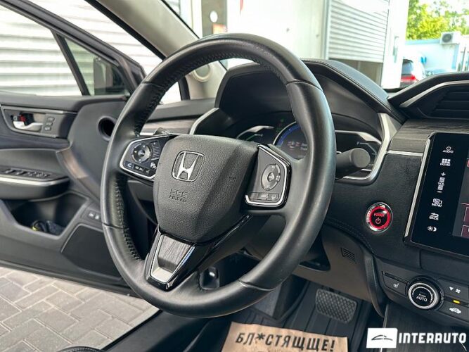 Honda Clarity 42 interauto-car