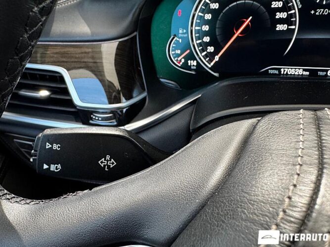 BMW 730 49 interauto-car