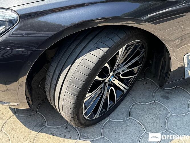 BMW 730 61 interauto-car