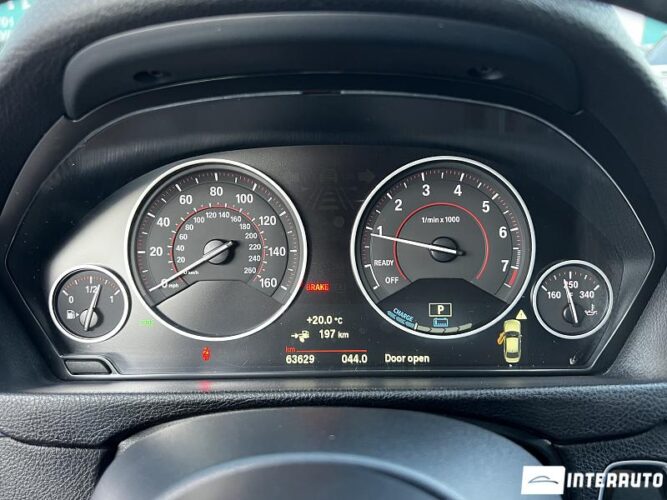 bmw 330E 2017