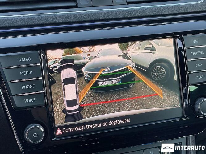 Skoda Superb 44 interauto-car