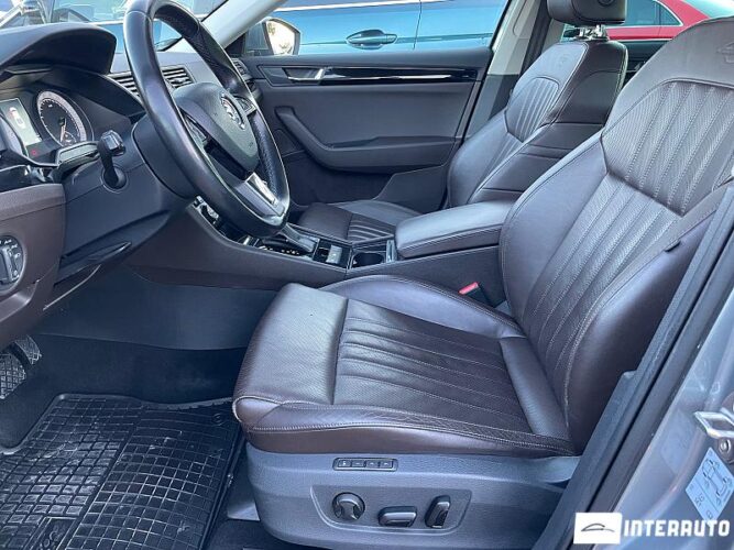 Skoda Superb 37 interauto-car