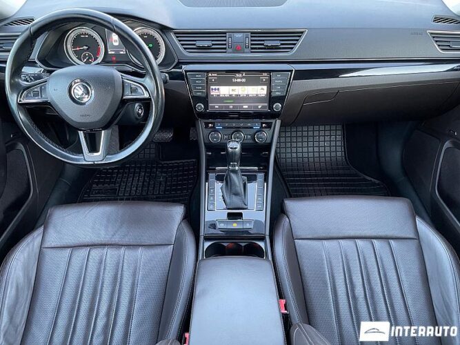 Skoda Superb 39 interauto-car