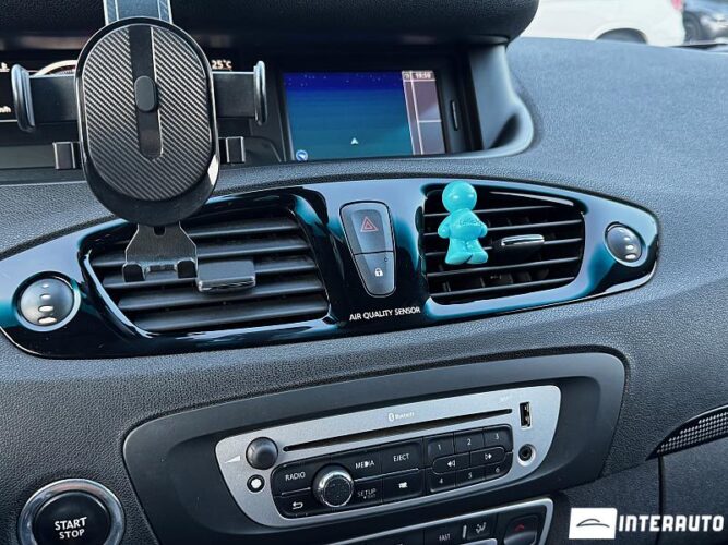 Renault Scenic 44 interauto-car