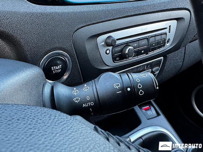 Renault Scenic 40 interauto-car