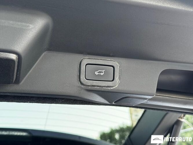 Land Rover Range Rover Sport 49 interauto-car